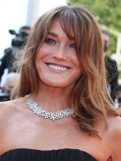 age de carla bruni|Carla Bruni Biography